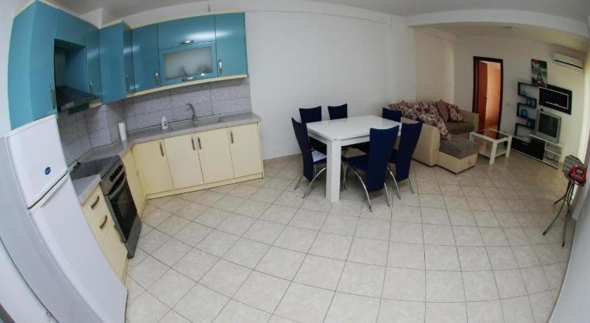 Sea View Apartments Saranda Екстериор снимка