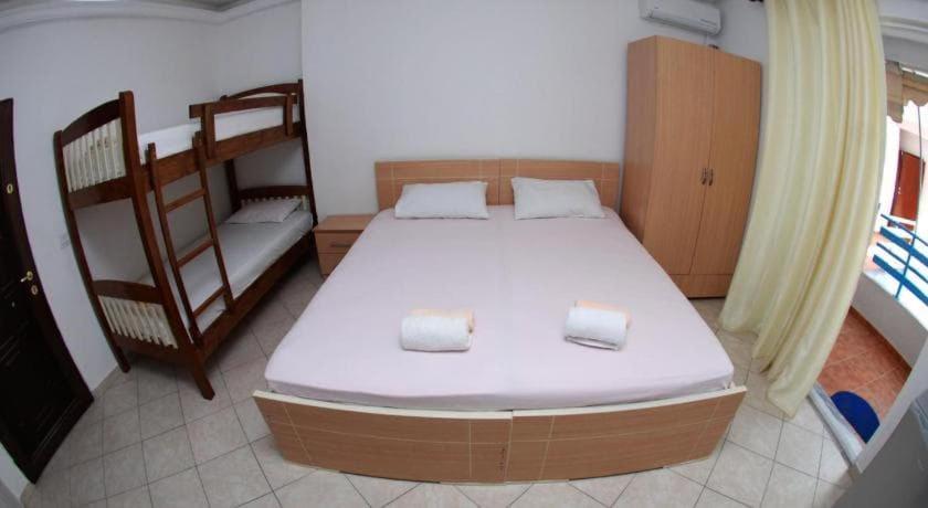 Sea View Apartments Saranda Екстериор снимка